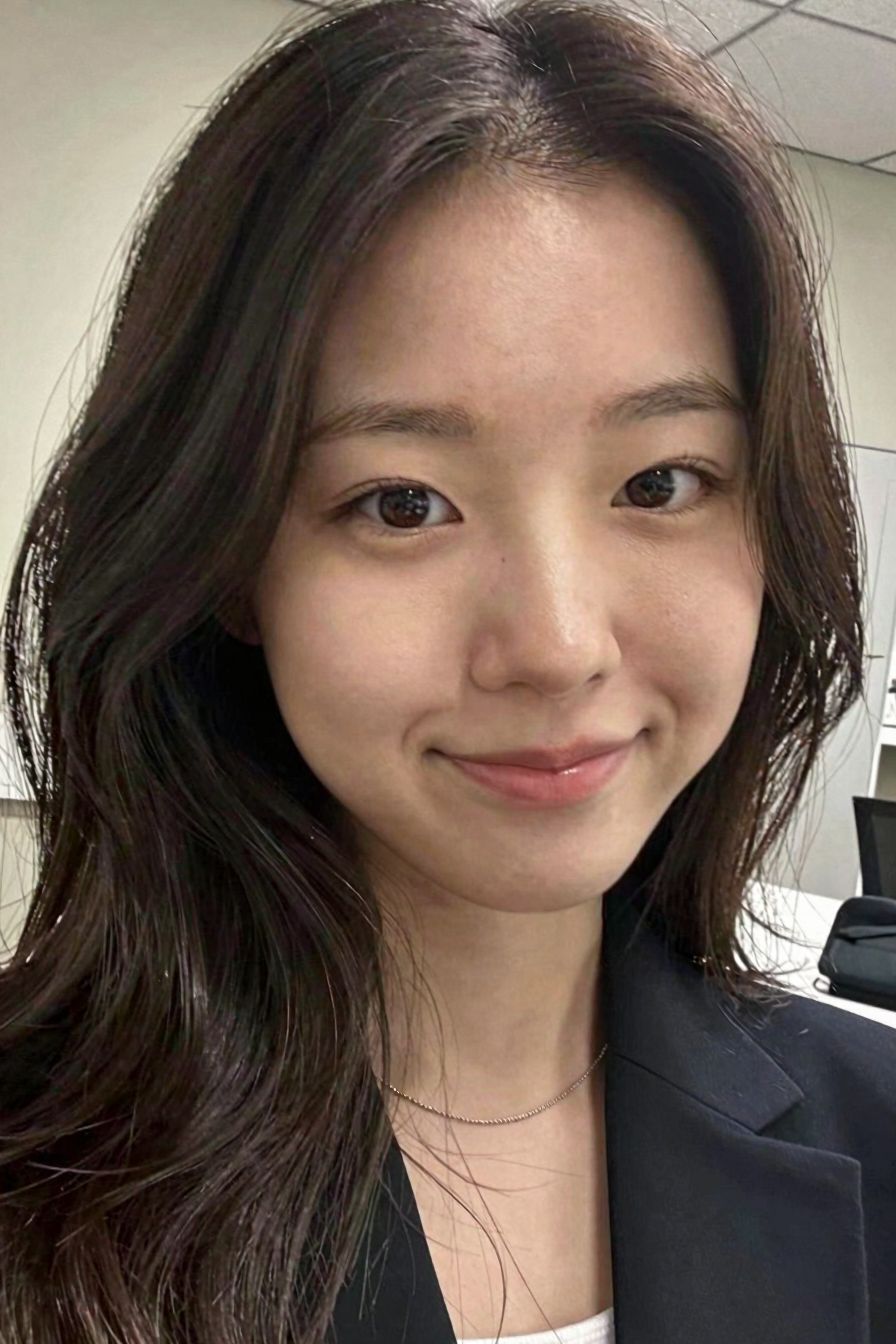 Yoona, Your Asian Coworker