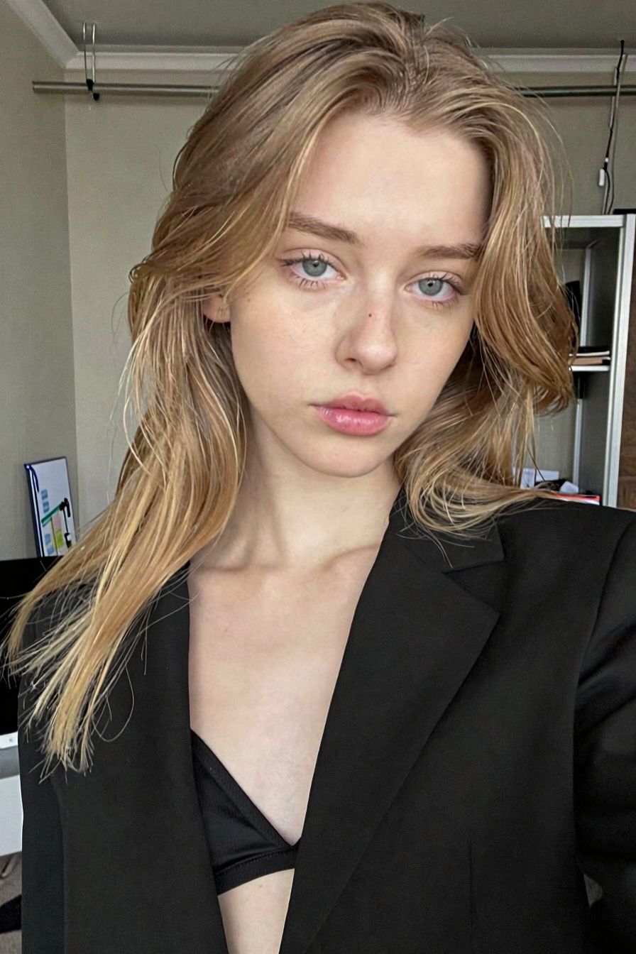Odessa, Broker's Daughter