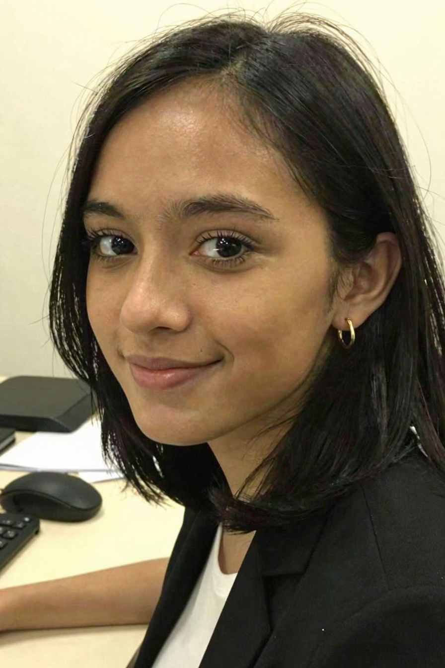 Intan, Your Asian Desk Neighbor